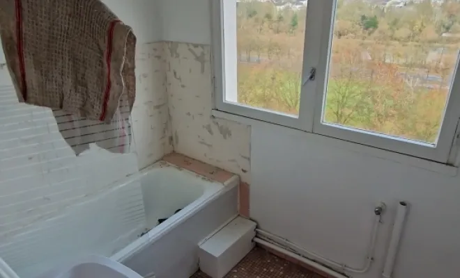 Salle de bain avant, Amiens, C.F BTP
